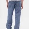 Tjocka, baggy jeans i chambray
