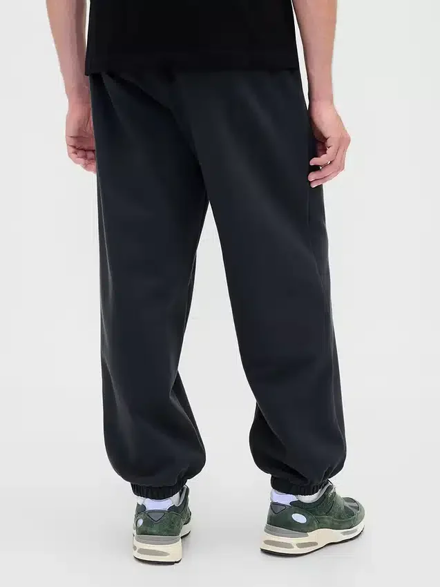 Tjocka, baggy joggingbyxor