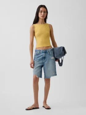 Tätstickad jersey-tanktop med båthals och kort passform