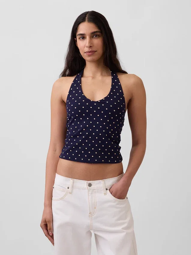 Tättstickad kort halterneck-top