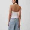 Tättstickad kort halterneck-top