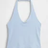 Tättstickad kort halterneck-top