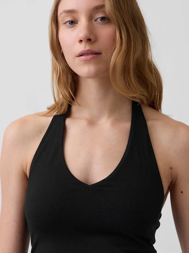 Tättstickad kort halterneck-top