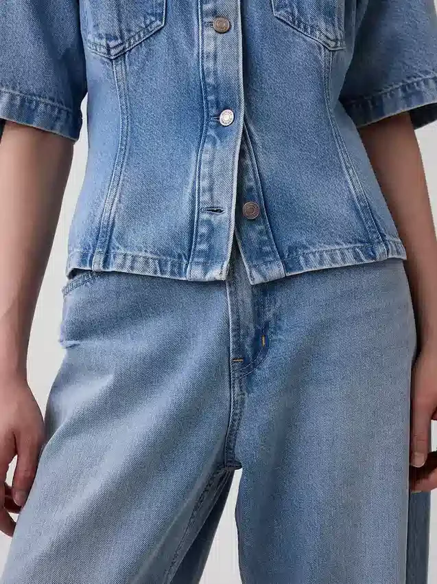 Ultramjuk denimskjorta med fickor
