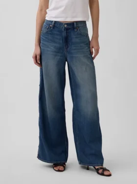 Ultramjuka, baggy Jeans med nitar och medellåg midja