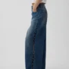 Ultramjuka, baggy Jeans med nitar och medellåg midja