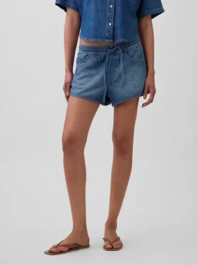 Ultramjuka denimshorts med medelhög midja och dolfinfåll