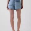 Ultramjuka denimshorts med medelhög midja och dolfinfåll