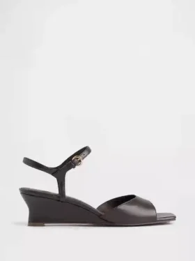 Veganska sandaler med kilklack