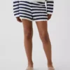 Väldjupa, randiga virkade Shorts för barn